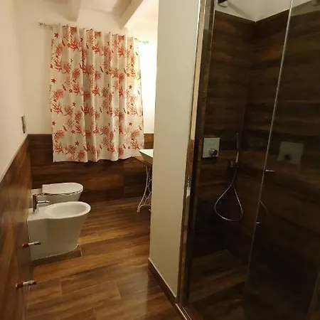 Domu Nosta Di Giulio & Ignazia Dependance Ferienhaus Capitana